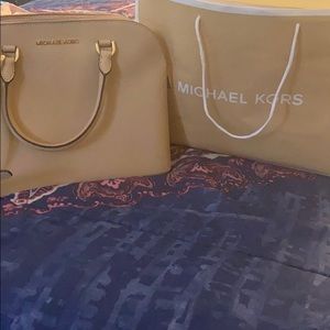 Micheal Kors dome satchel oyster color